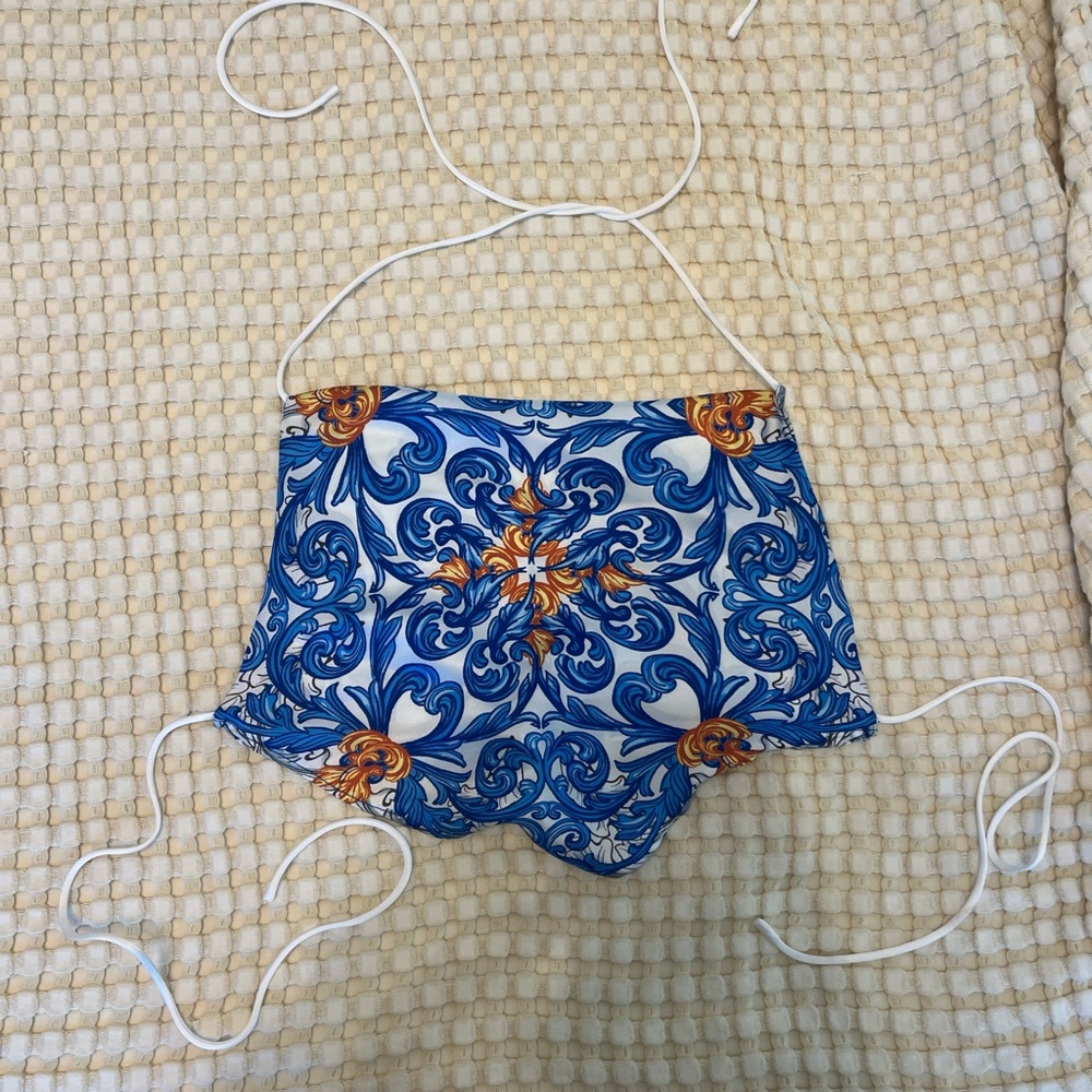 Adika High Waist Blue and Orange Patterned Shorts